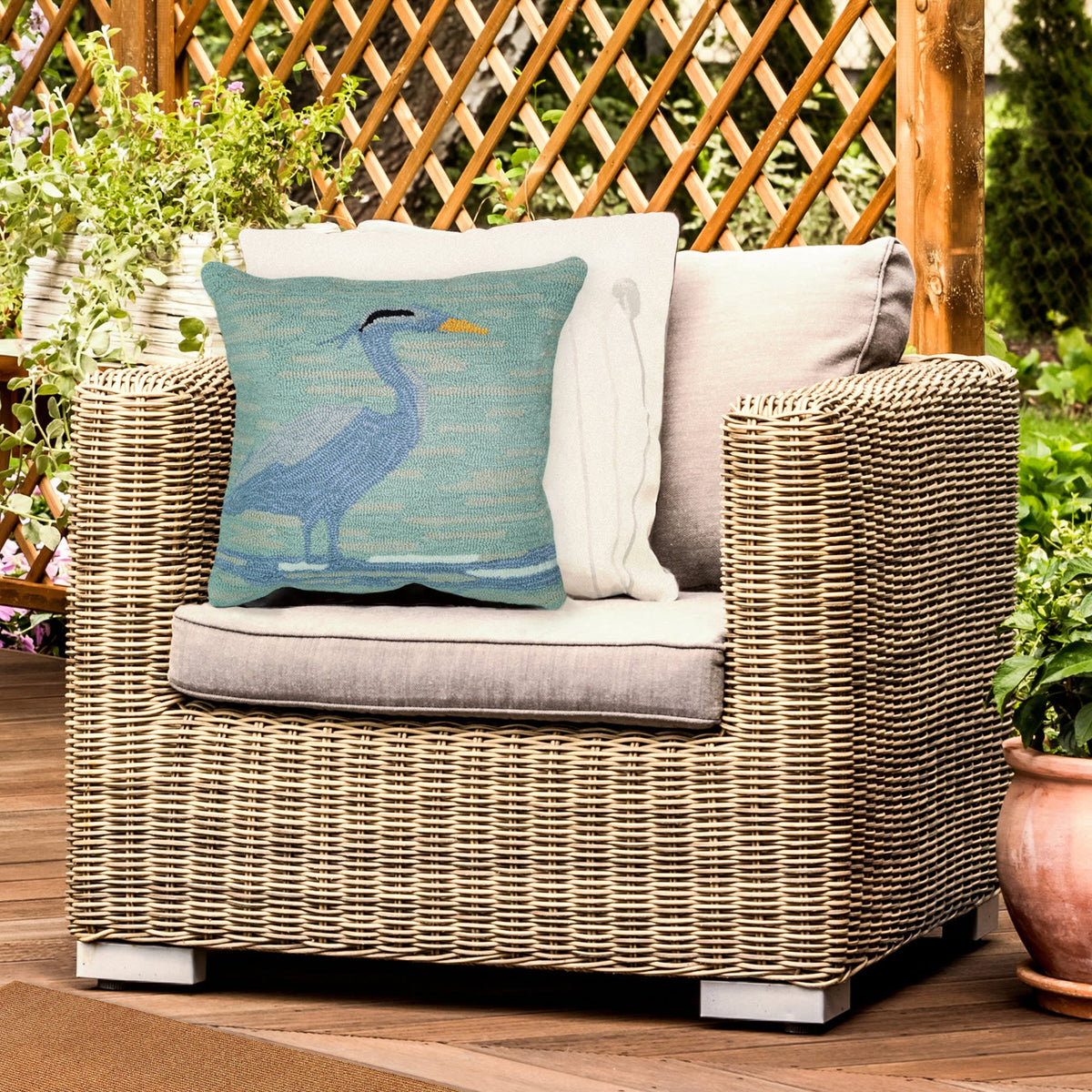 Frontporch Blue Heron Indoor Outdoor Throw Pillow