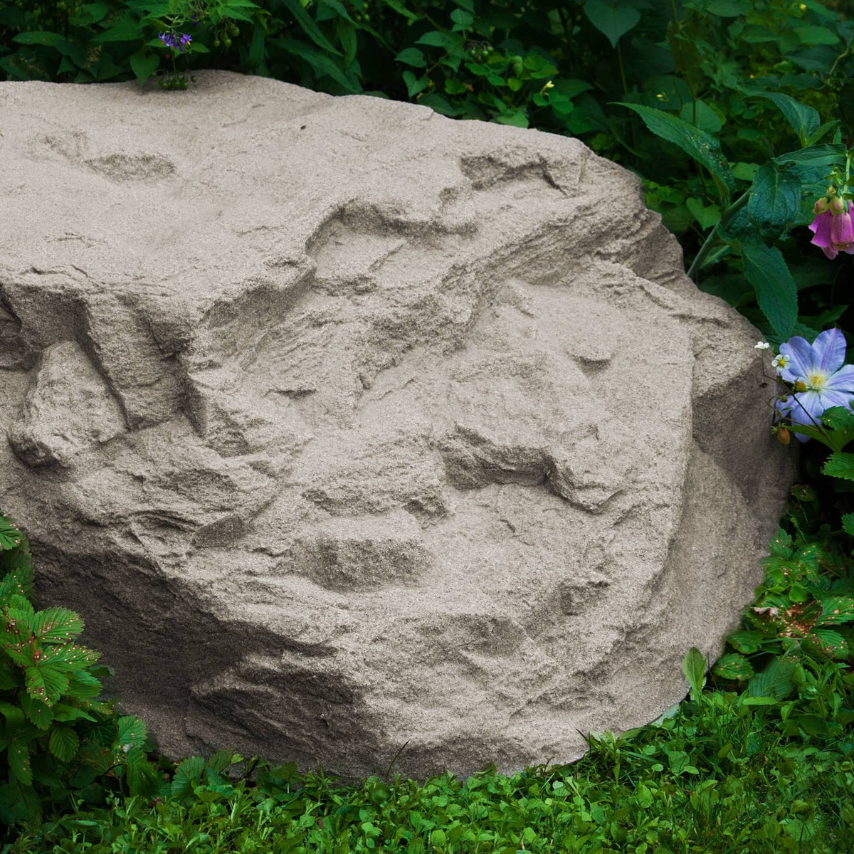 Low Profile Landscape Rock Natural Sandstone W143491