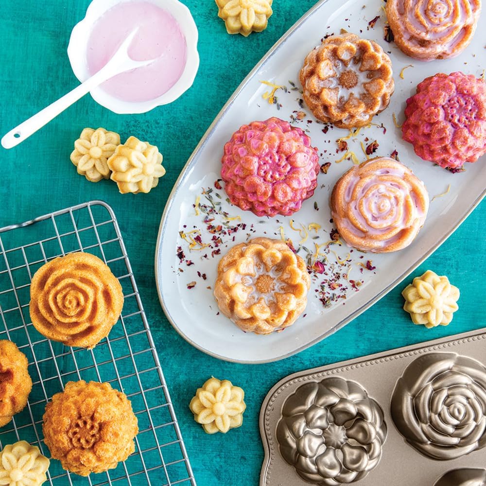 Floral Cakelet Pan N79622