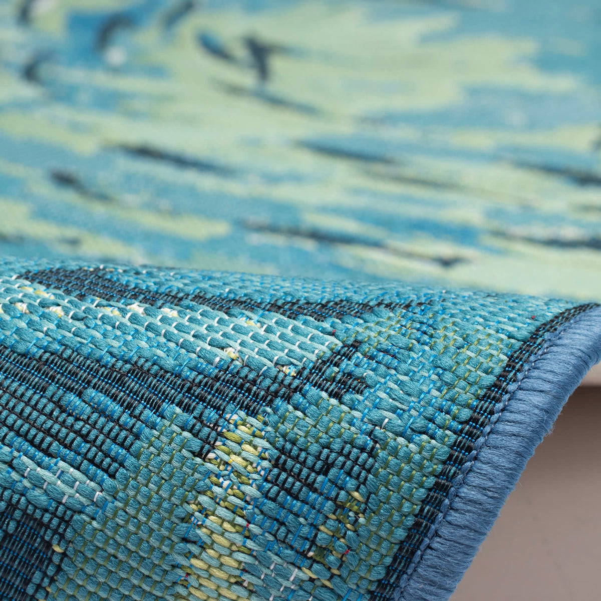 Esencia Fish To Go Indoor Outdoor Mat with Non-Skid Backing