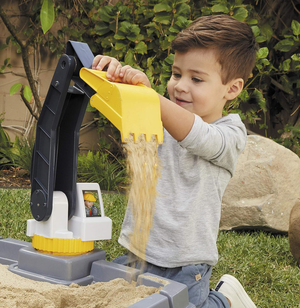Dirt Diggers Excavator Sandbox with Lid and Play Sand Accessories W11247
